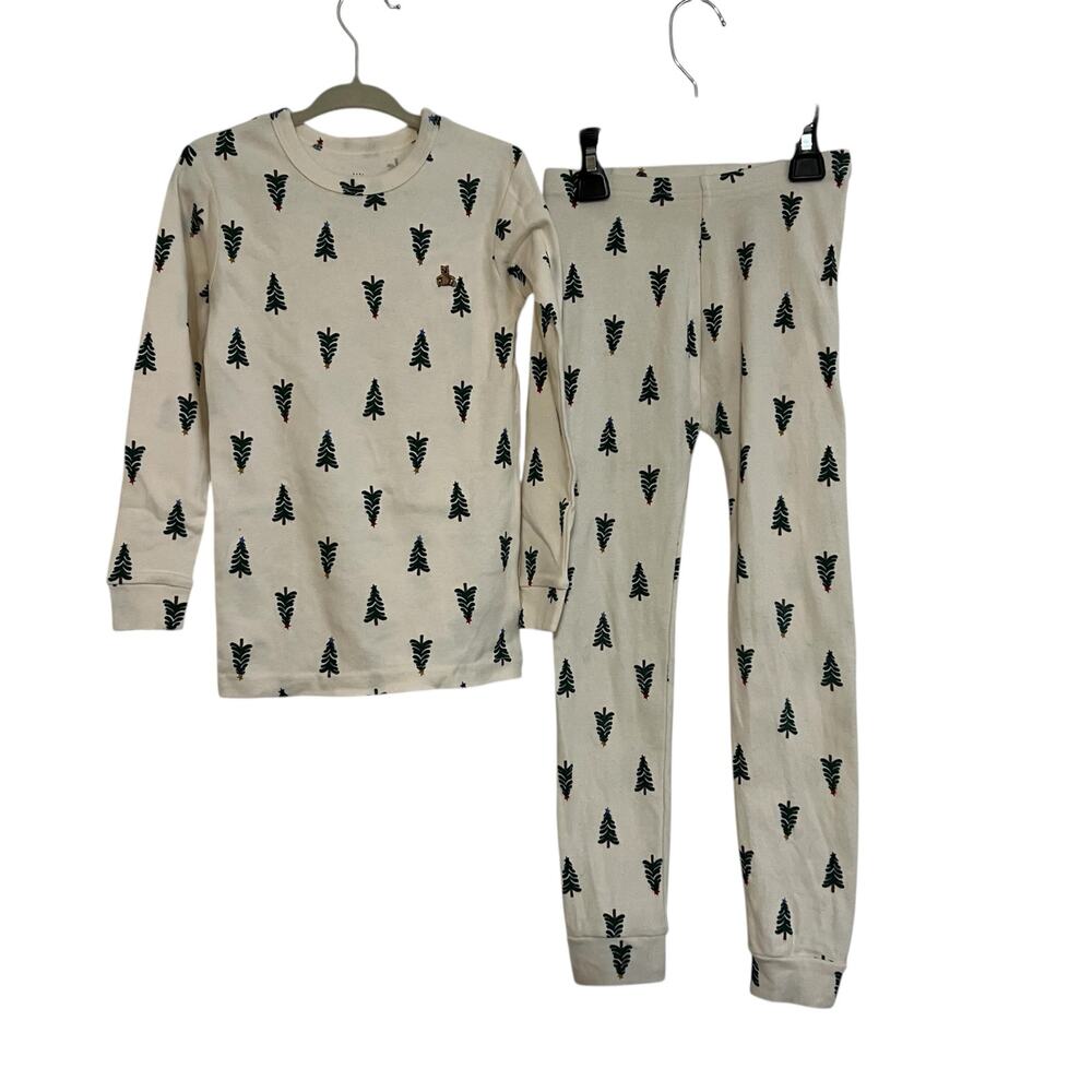 Gap organic holiday tree print pajamas